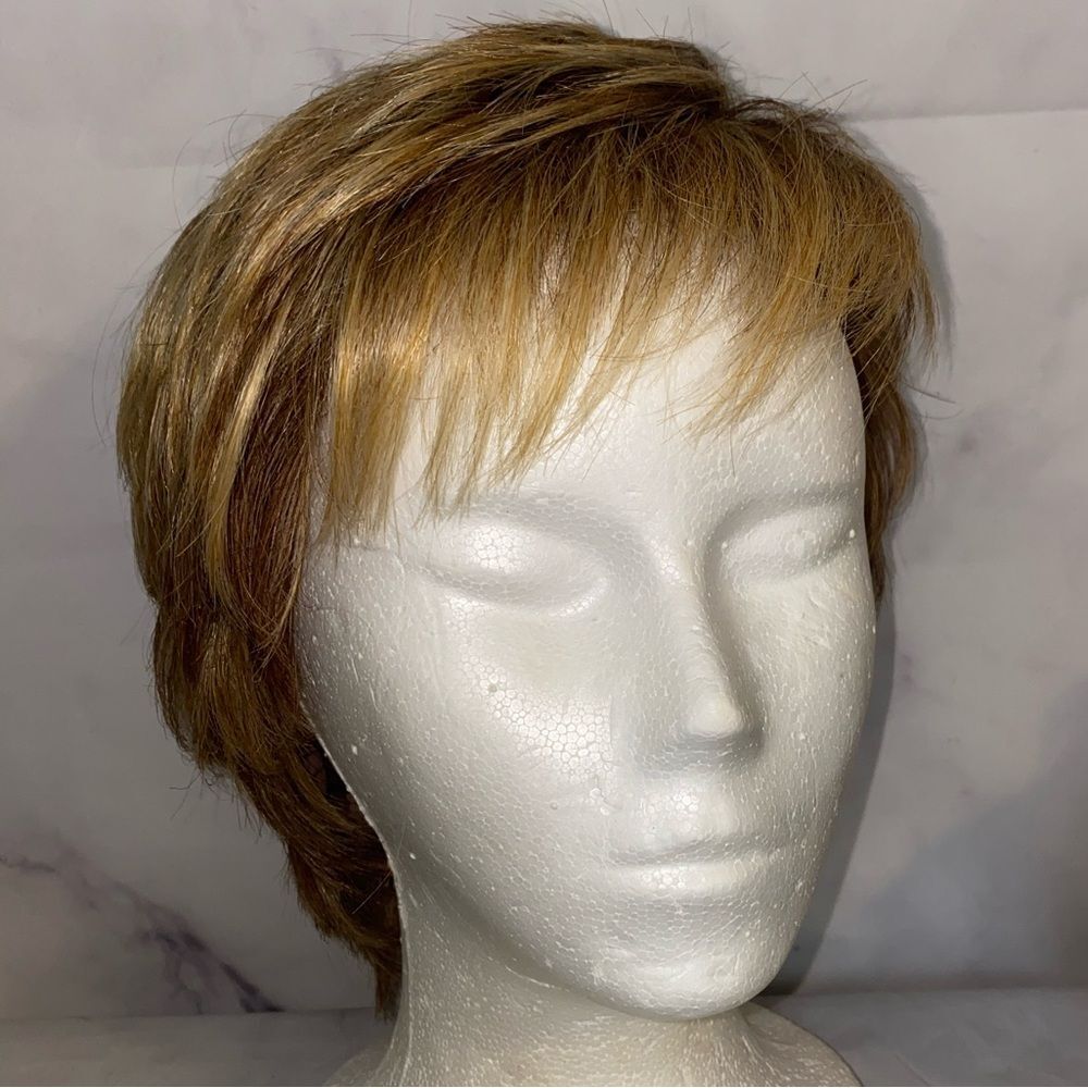 Raquel Welch RW Memory Cap Golden Russet Synthetic Lace Front Wig
